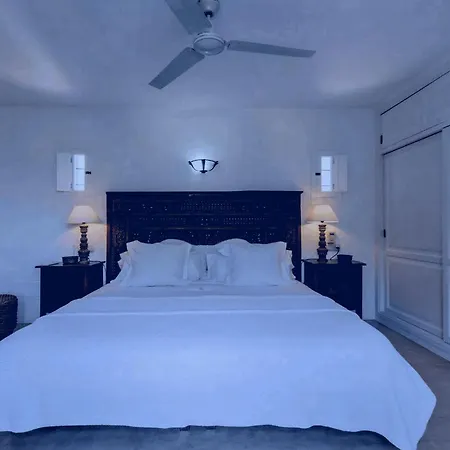 Petit Paradis Villa *